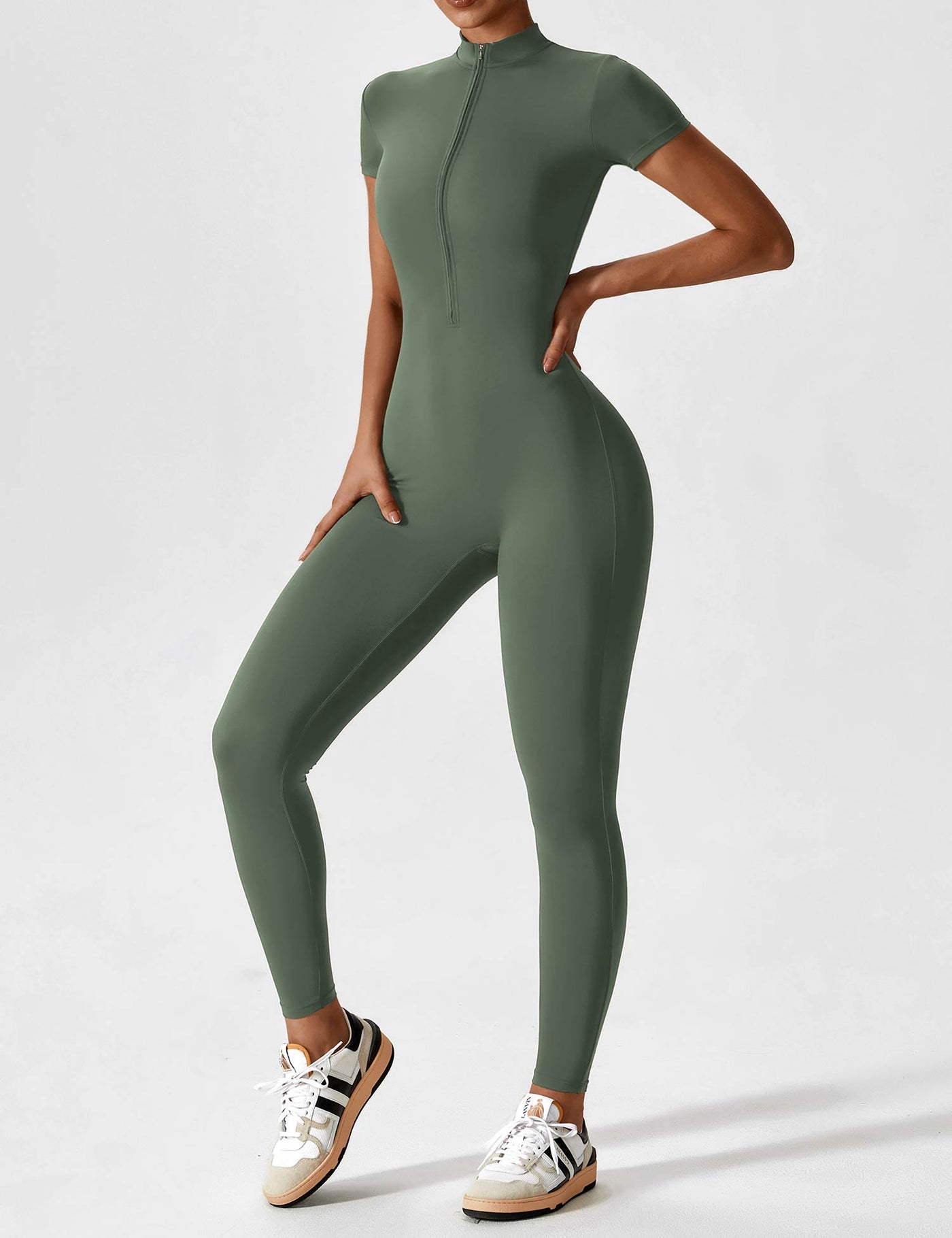 Livia™ | Stilren Zip Jumpsuit